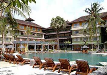 Harris Kuta Beach Hotel